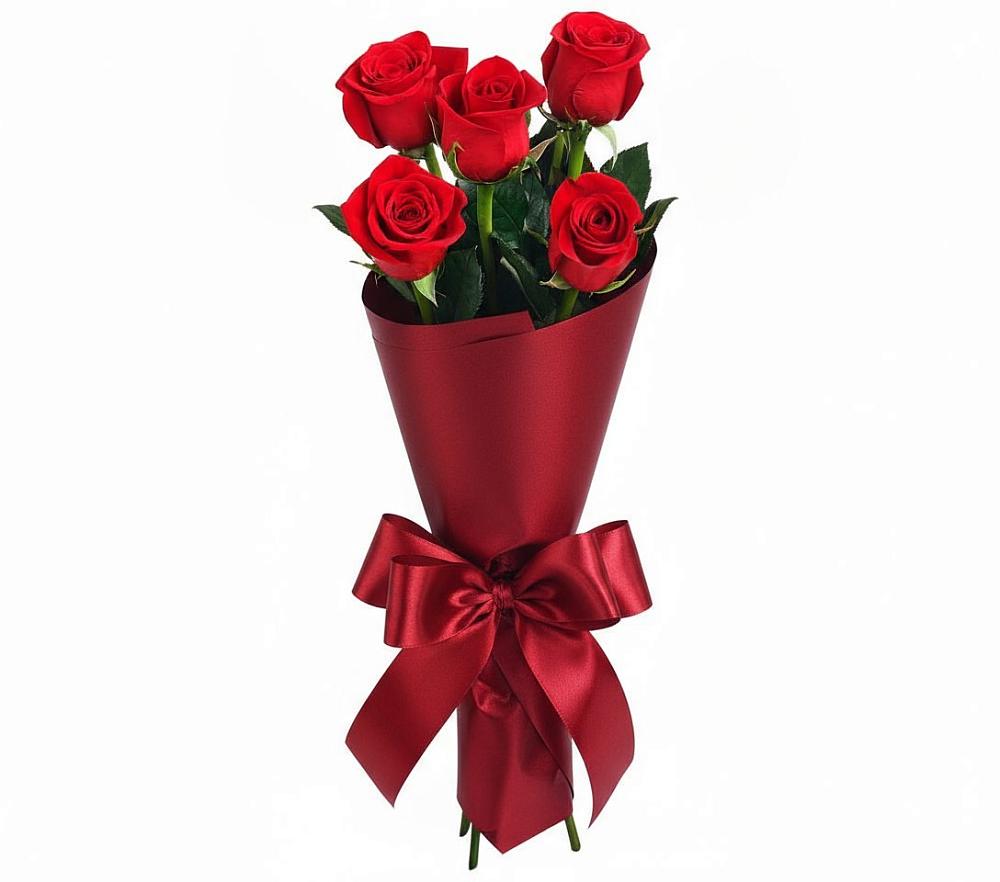 Букет 5 Красных роз Эдлесс Лав в Зарево