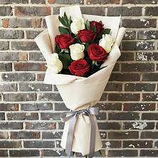 Букет цветов из:  Розы в Зарево