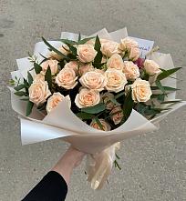 Букет Кремовые розы Латте в Зарево