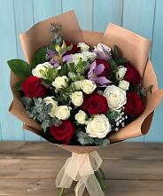 Букет цветов из:  Розы и Альстромерии в Зарево
