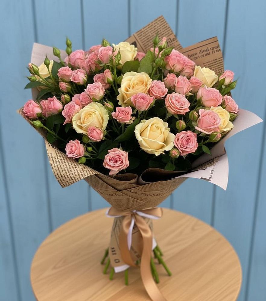 Букет цветов из: Розы в Зарево