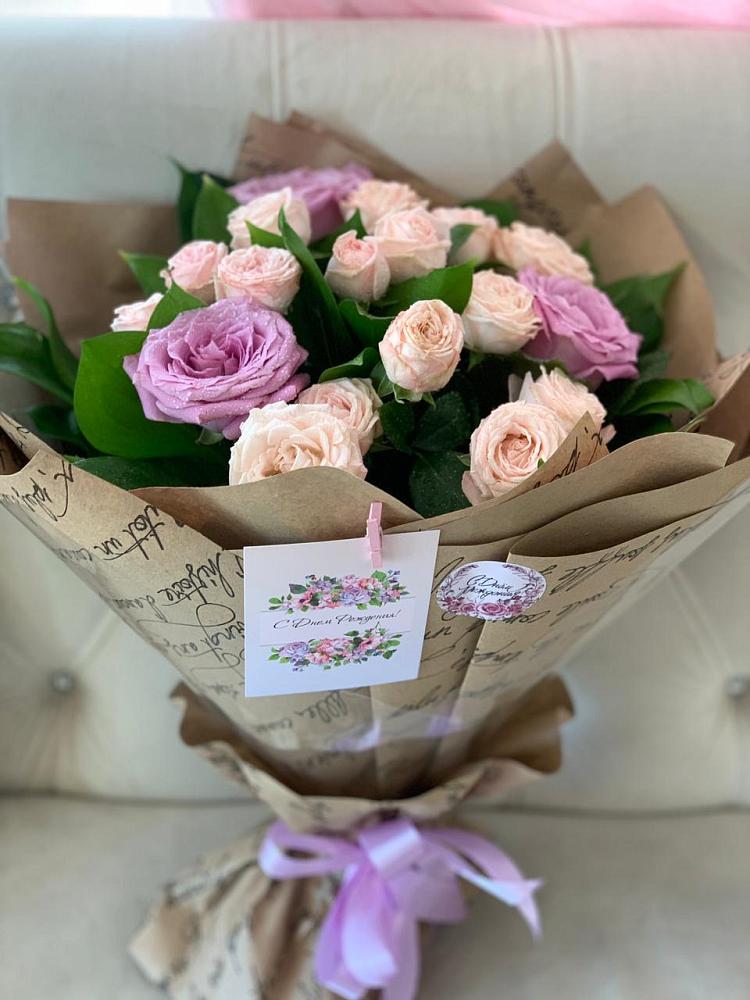 Букет цветов из: Розы в Зарево