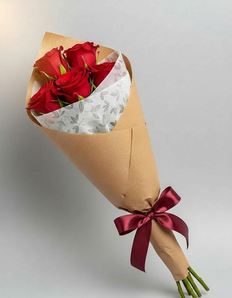Букет цветов из: Розы в Зарево