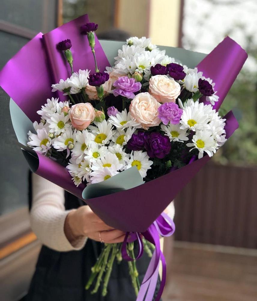 Букет цветов из: Хризантемы, Гвоздики и Розы в Зарево