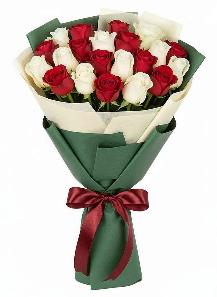 Букет Микс из красных и белых роз в Зарево