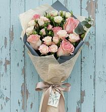 Букет цветов из:  Розы #REPLACE_PRED# Зарево