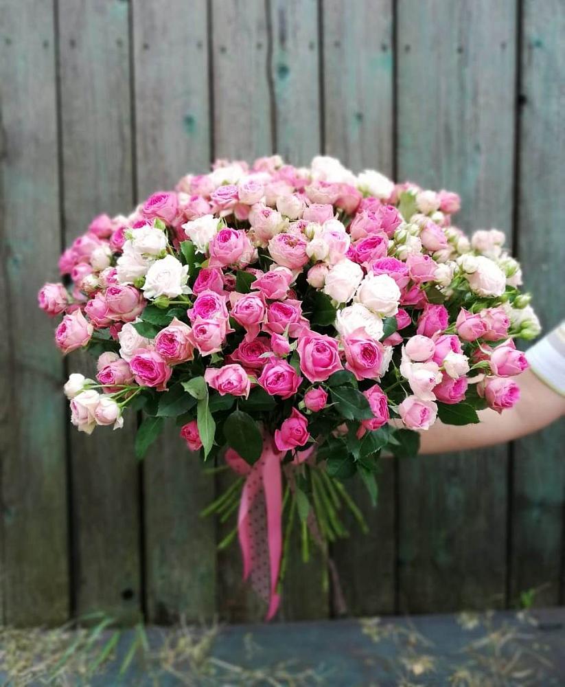 Букет Розовые кустовые розы Натали и Лав Лидия в Зарево