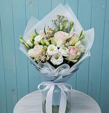 Букет цветов из:  Розы и Лизиантусы в Зарево