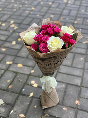 Букет цветов из: Розы в Зарево