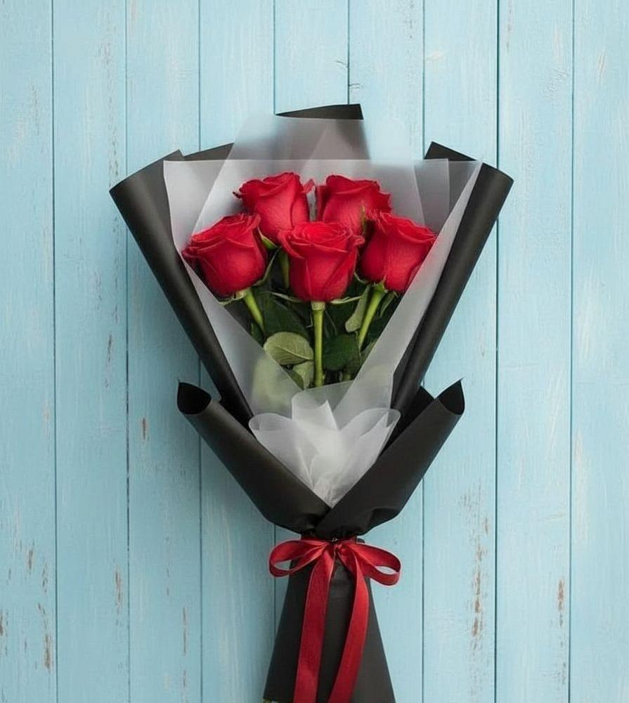 Букет цветов из: Розы в Зарево